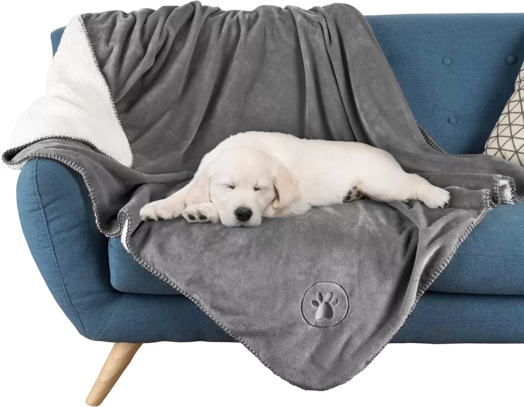 PETMAKER Waterproof Pet Blanket - 50x60-Inch Reversible Sherpa Fleece Throw Protects Couches, Cars, and Beds from Spills, Stains, and Fur (Gray), Large